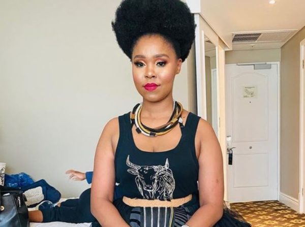 Zahara Bags Best Female Artist At The Aeausa 2020 Style You 7