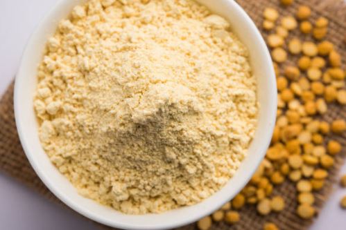 8 benefits of gram flour for skin & hair | Fakaza News