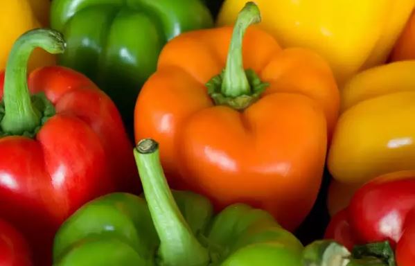 4 types of bell peppers and how they differ in nutrition | Fakaza News