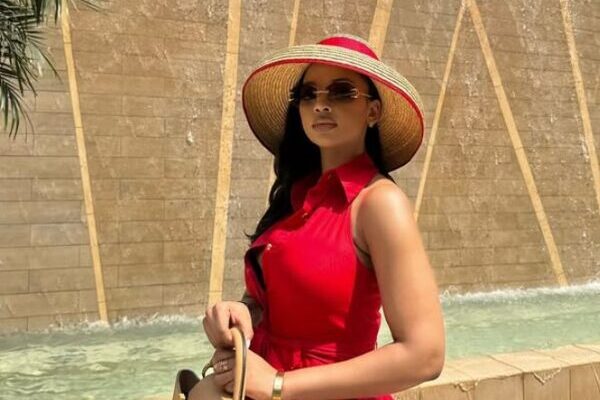 Mihllai Ndamase enjoys a fun-filled vacation in Ghana (Photos)